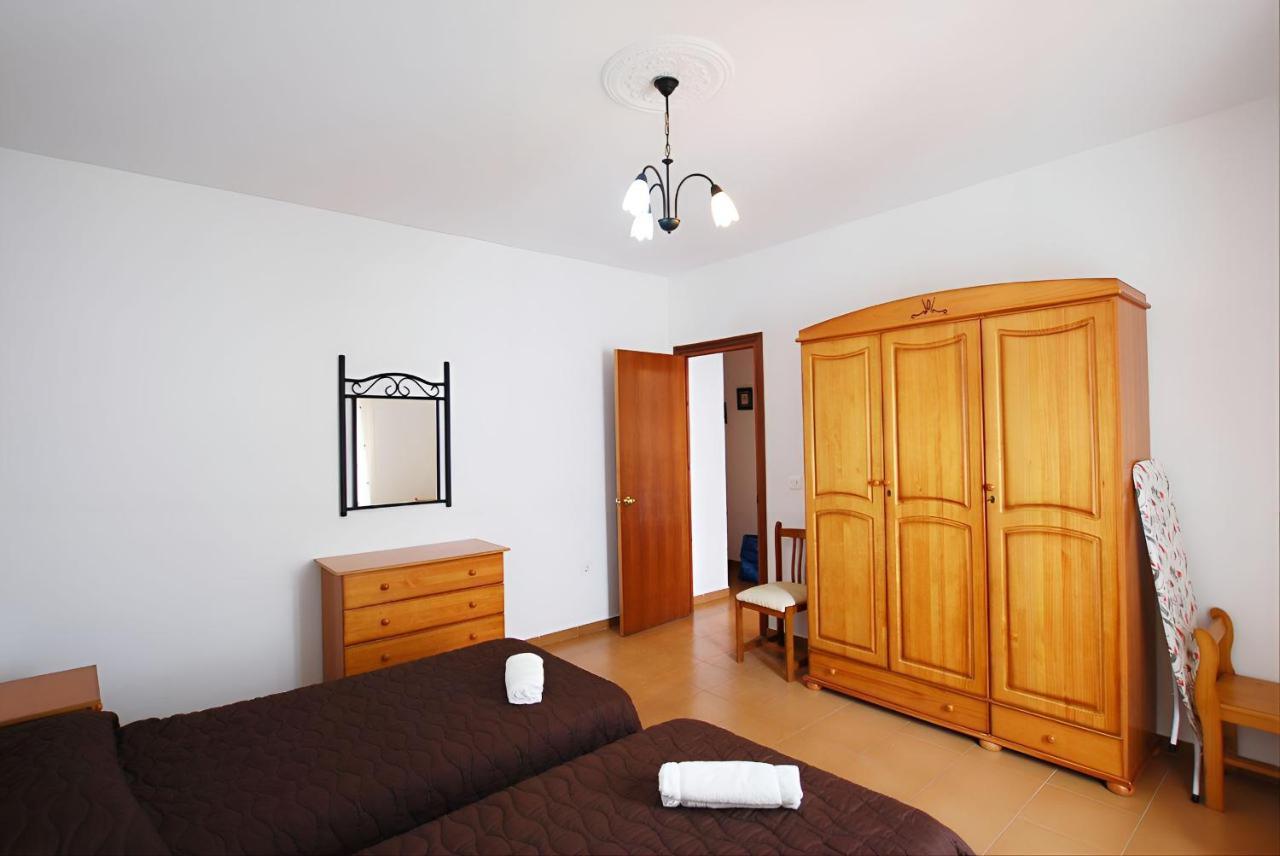 Apartamentos Garaje & Aire & Wifi & Solo Familias Y Parejas Conil De La Frontera Exterior foto