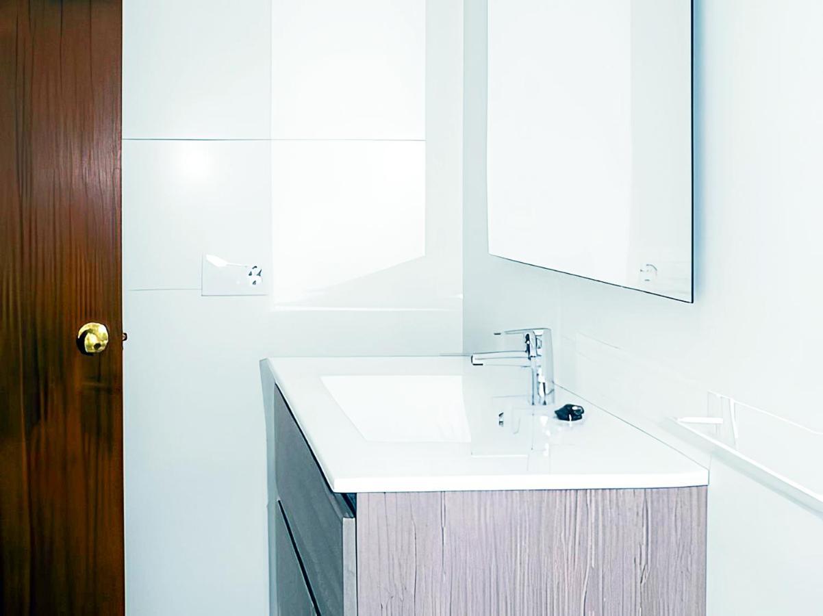 Apartamentos Garaje & Aire & Wifi & Solo Familias Y Parejas Conil De La Frontera Exterior foto